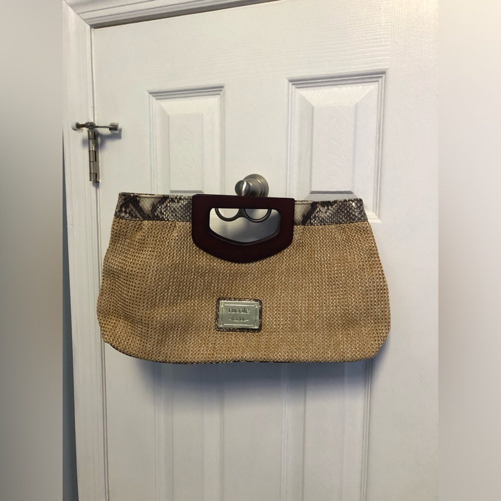 Nicole Miller Straw Wood Handle Snap Closure Clutch Animal Print Bag Purse